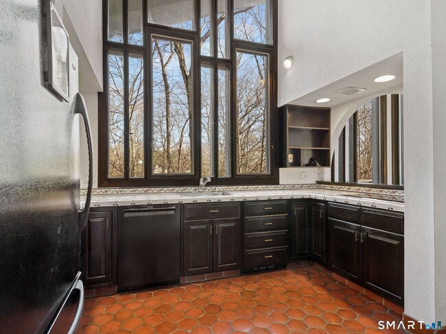 Building Photo - 484 Cognewaugh Rd