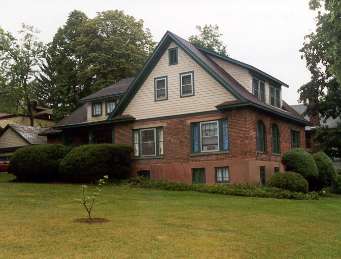 Building Photo - 105 Worth St