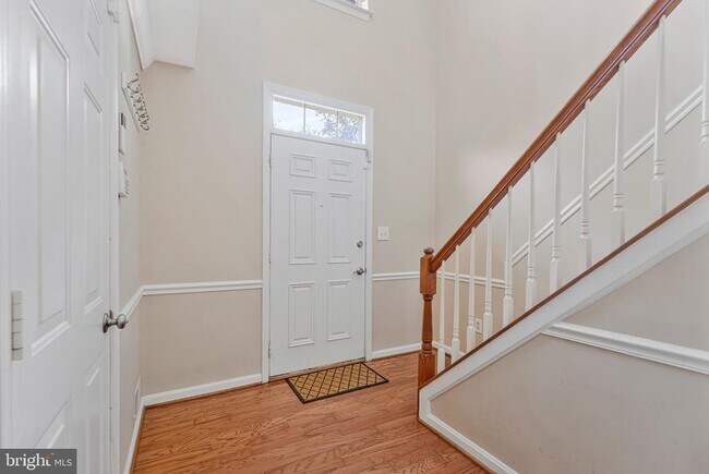 Building Photo - 45514 Baggett Terrace