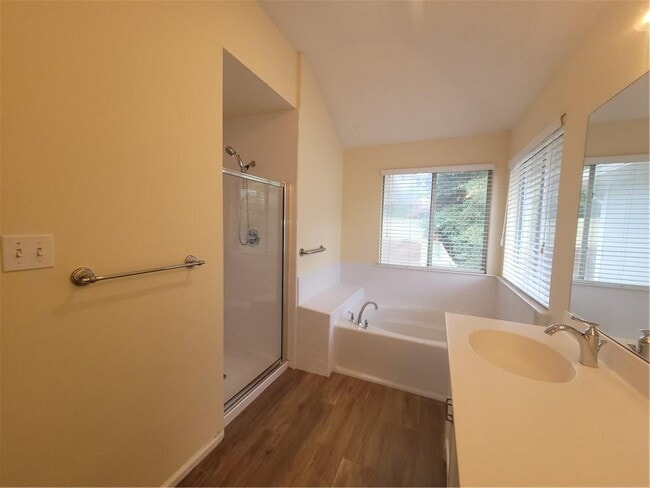 Building Photo - 11080 Mortons Crossing