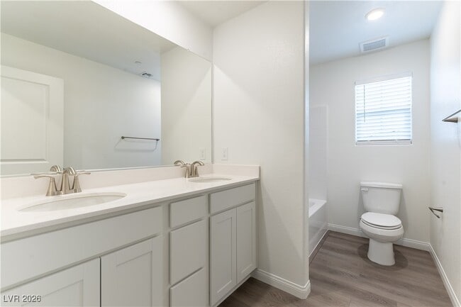 Building Photo - 3587 Mascali Ave