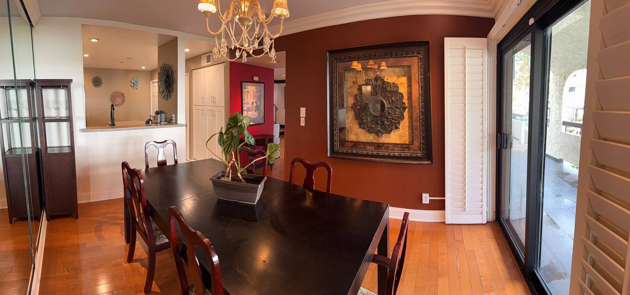 Building Photo - 21620 Burbank Blvd