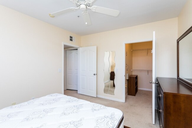 Building Photo - 770-307 Siena Palm Drive