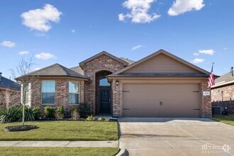Building Photo - 840 Watson Wy