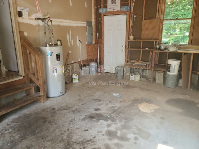 Building Photo - 10412 Kings Grant Dr