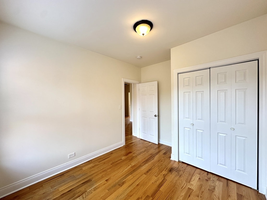 Building Photo - 755 W Cornelia Ave