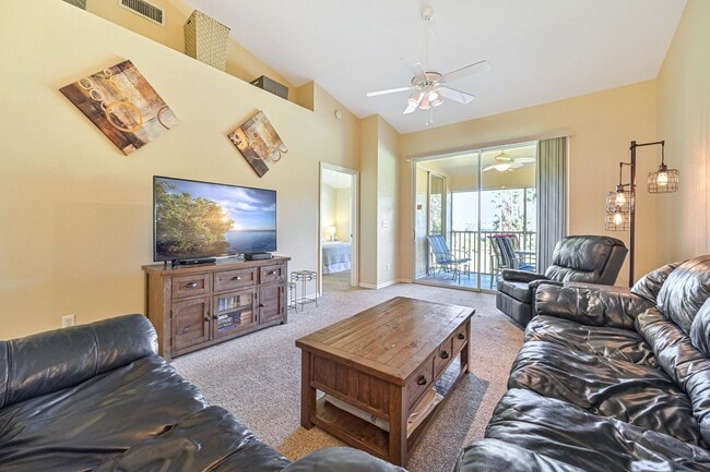 Building Photo - **SHORT-TERM RENTAL - FURNISHED TURNKEY 2+Den/2 CONDO in Stoneybrook**