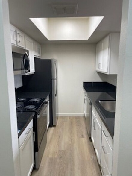 Interior Photo - BROADMOOR