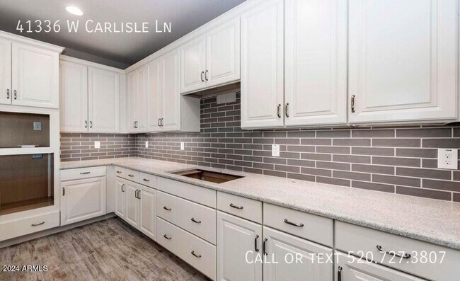Building Photo - 41336 W Carlisle Ln