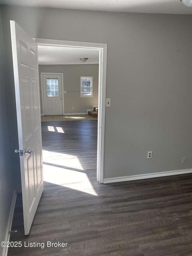 Building Photo - 3603 Cedarwood Way