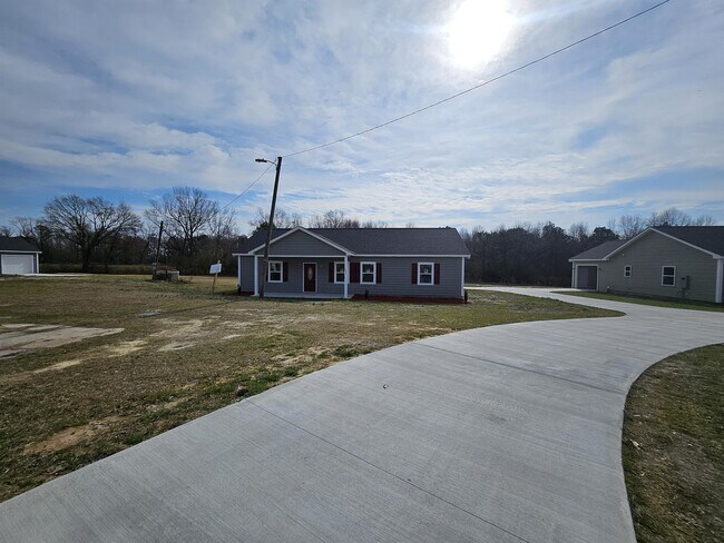 Building Photo - 1021 Oberry Rd
