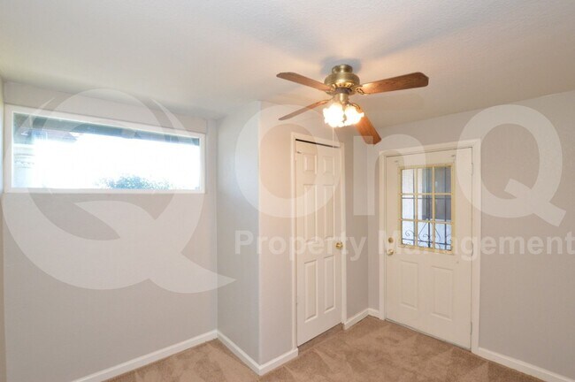 Building Photo - 4820 N 89th Ave