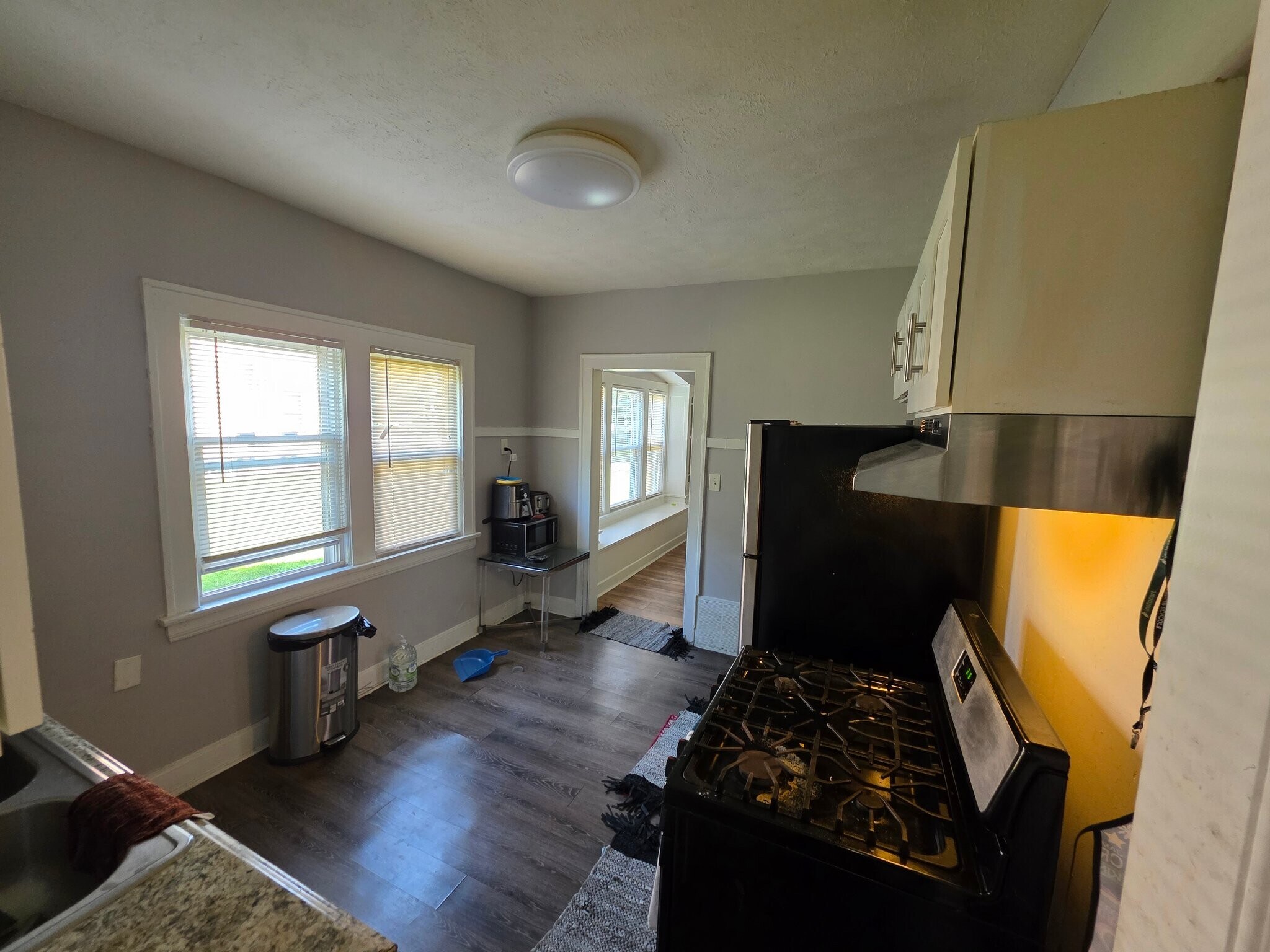 Building Photo - 2803 Avondale Ave