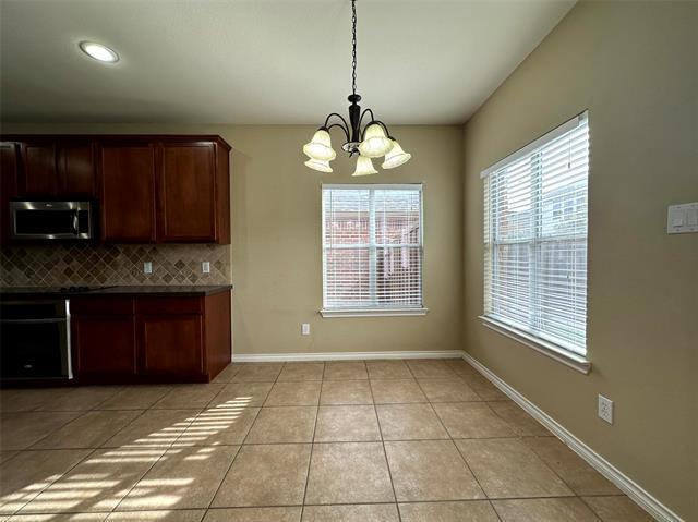Building Photo - 9409 Fenway Dr