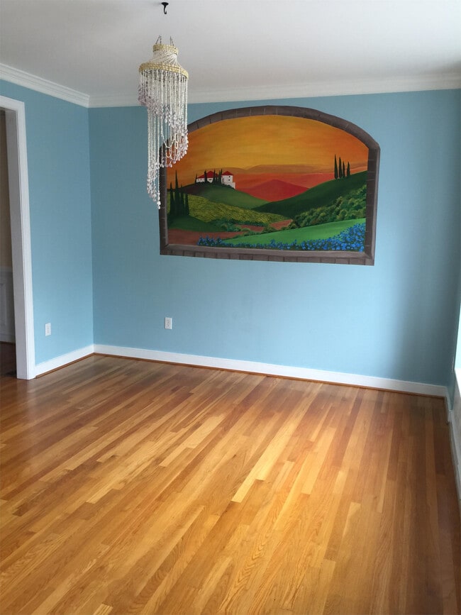 Building Photo - 1834 Rolfe Way