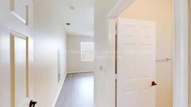 Building Photo - 155 Bella Vista Way