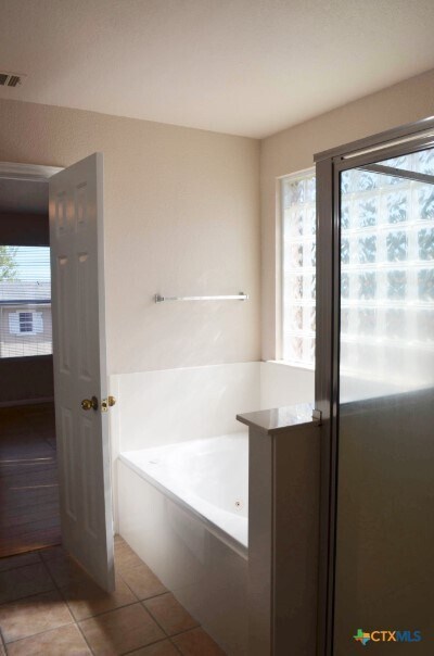 Building Photo - 5406 Oster Dr