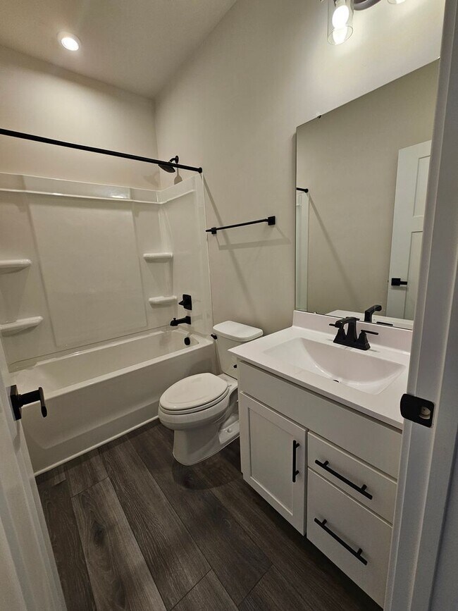 Building Photo - 3 bedroom 3.5 Bath - Long Term Rental in Myrtle Beach, SC