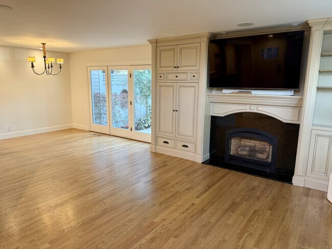 Building Photo - 16979 Roberts Rd