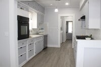 Building Photo - 710 Fahrenthold St