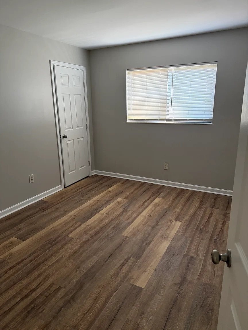 Building Photo - 38 Providence Dr