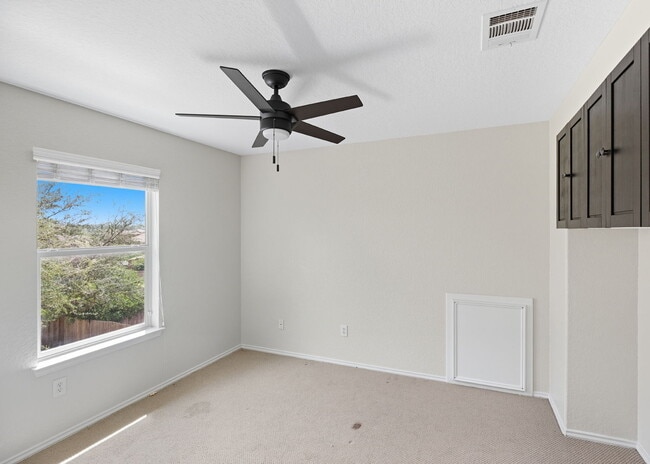 Building Photo - Discover the perfect blend of comfort and space at 6323 Myrtle.
