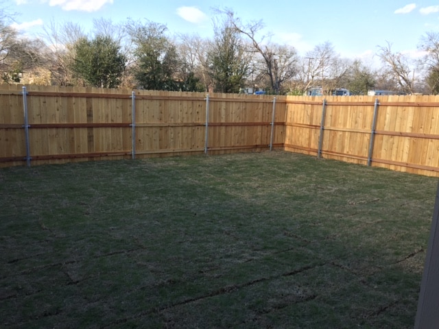 Building Photo - 1106 W 2nd St