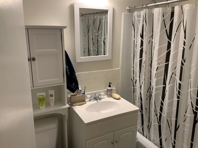 Building Photo - 41 Park St