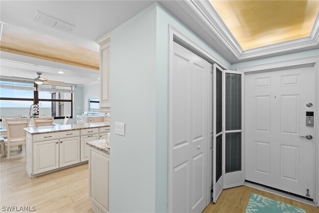 Building Photo - 9375 Gulf Shore Dr