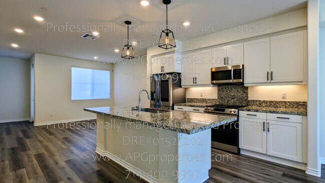 Building Photo - 13217 San Antonio Dr