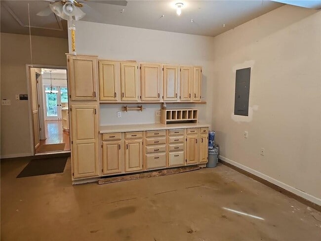Building Photo - 304 Laurel Glen Crossing