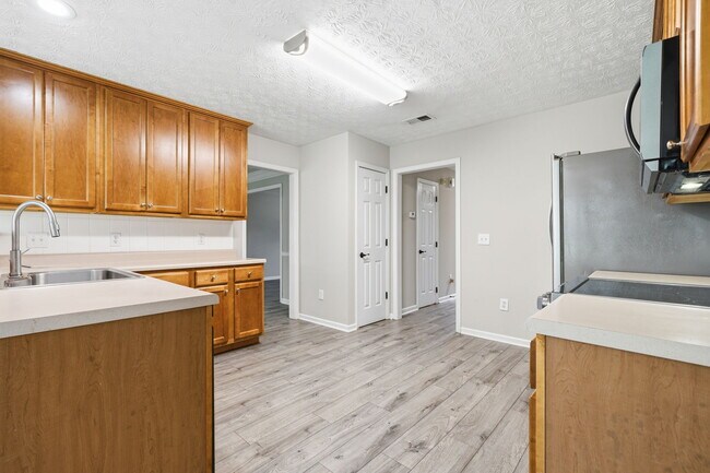Building Photo - 4408 Webb Meadows Dr
