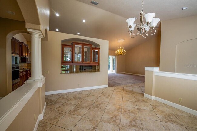 Building Photo - 3037 Lynwood Ct