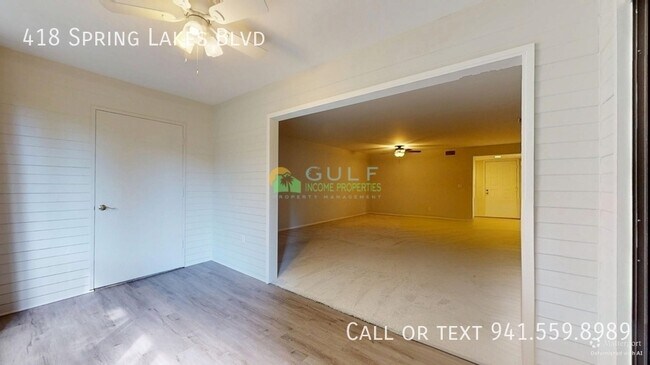 Building Photo - 418 Spring Lakes Blvd