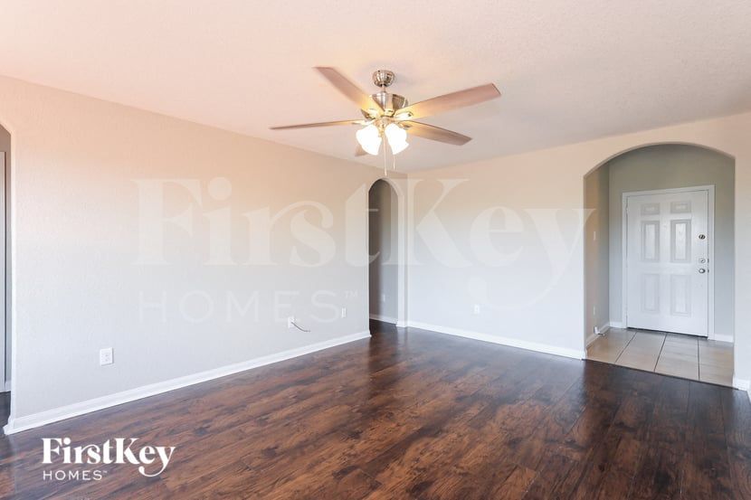 Building Photo - 11803 Luckey Vista