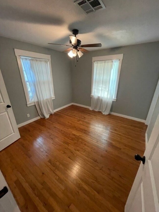 Building Photo - Lovely 3 bedroom near Baylor!