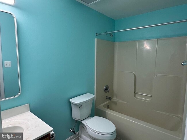 Building Photo - 12740 Great Ln