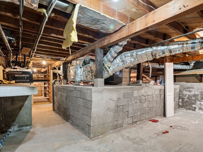 Building Photo - Beautiful home for rent!