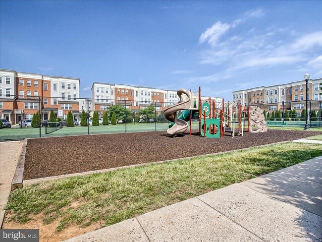 Building Photo - 1811b Wheyfield Dr