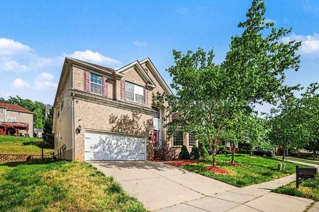 Building Photo - 2119 Baggins Ln