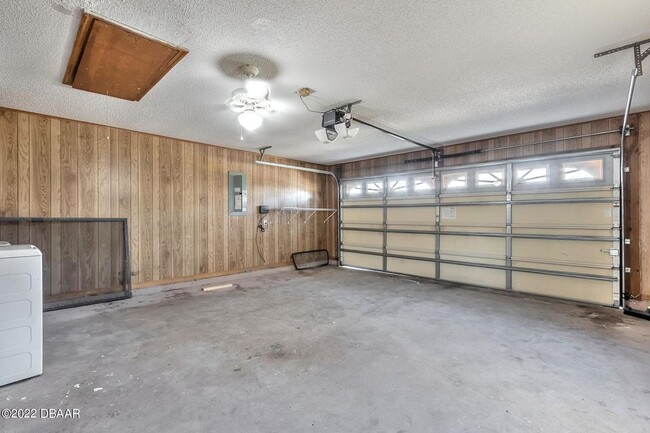 Building Photo - 906 Smokerise Blvd