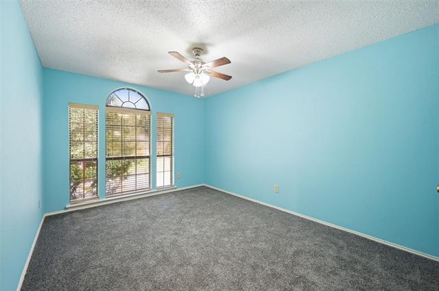 Building Photo - 5406 Blue Cove Dr