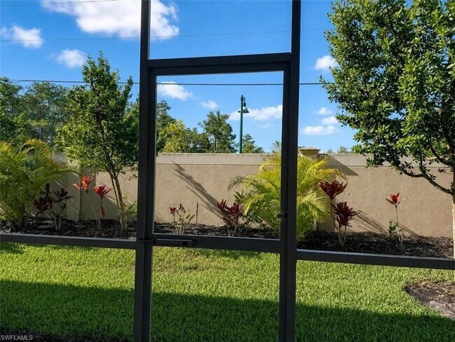 Building Photo - 4660 Arboretum Cir