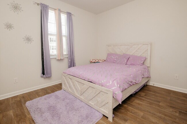 Building Photo - 3 bedroom/2 Bath One Level home in Goose Creek