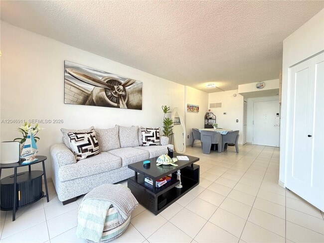 Building Photo - 2829 Indian Creek Dr