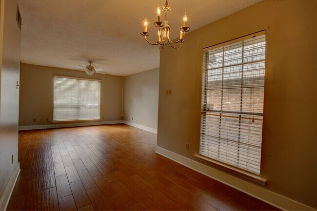 Building Photo - FIRST FULL MONTH FREE! Two Bedroom Condo n...