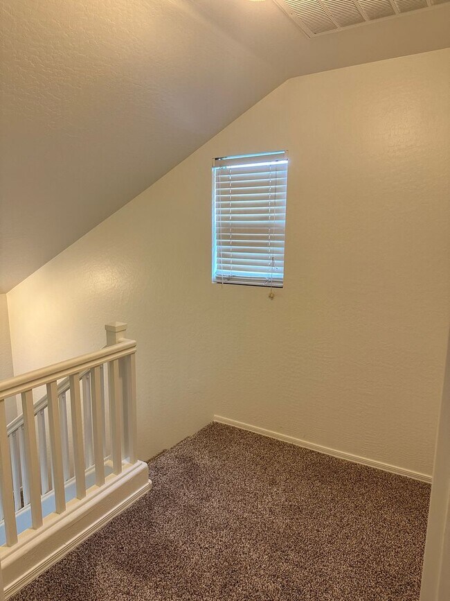 Building Photo - Park Central @ Augusta Ranch townhome (Ellsworth & Baseline)