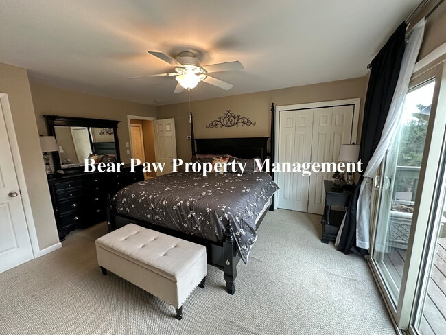 Building Photo - "Charming Duplex! Your Perfect Mountain Home Awaits!"