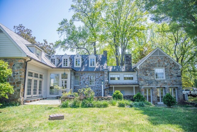 Building Photo - Historic Home Available at Foxhaven Farm