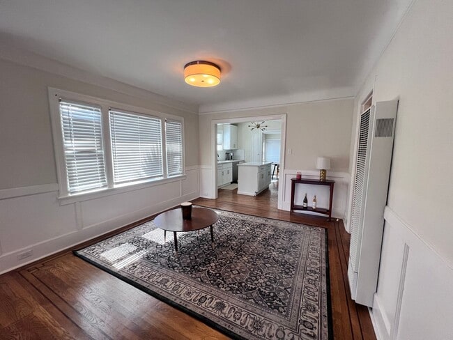 Building Photo - Fully Updated Home in San Leandro Available for Rent!!